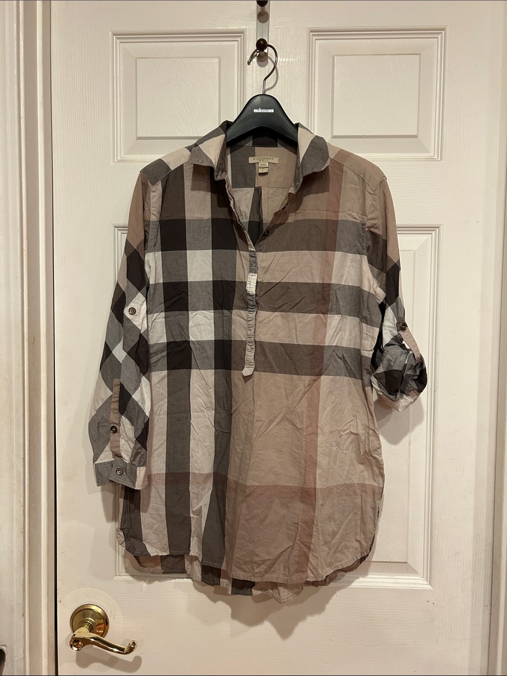 Burberry Oversized Plaid Pullover Shirt in Beige, Black and White